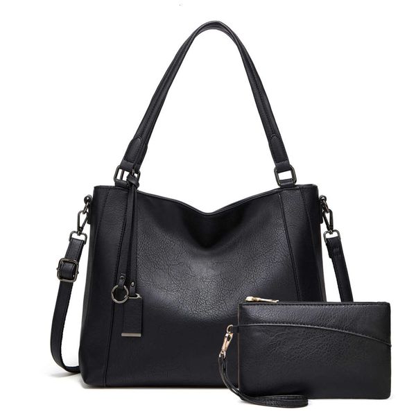 2021 simple child mother trend single shoulder messenger bag texture pu large capacity
2021 simple child mother trend single shoulder messenger bag texture pu large capacity