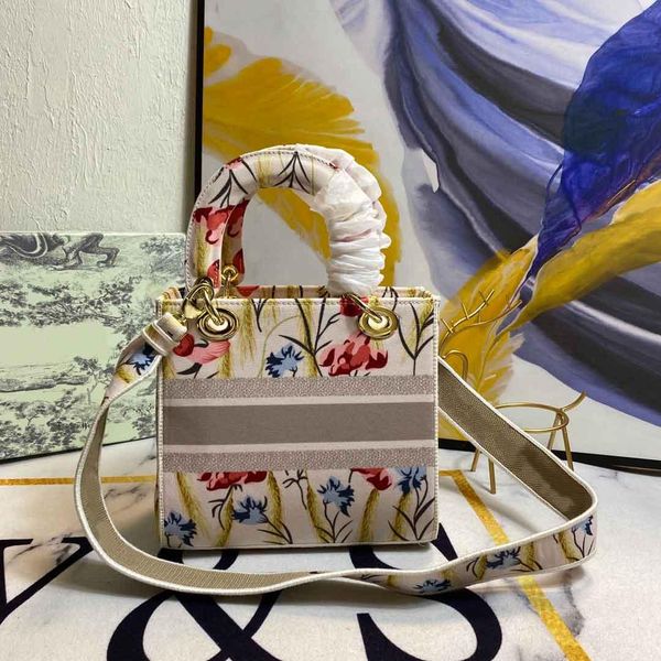 21aw women shoulder bag designers elegent hand bags elements niloticus style grace 6-color available
21aw women shoulder bag designers elegent hand bags elements niloticus style grace 6-color available