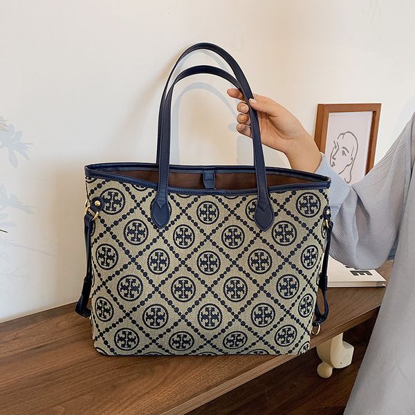 luxury handbags 2021 new women's large canvas jacquard tote one shoulder portable letter shopping bag
luxury handbags 2021 new women's large canvas jacquard tote one shoulder portable letter shopping bag