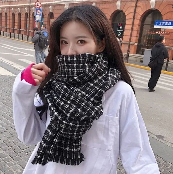 new plaid scarf winter korean version of the wild shawl thickening couple ins cute net red bib, Blue;gray
new plaid scarf winter korean version of the wild shawl thickening couple ins cute net red bib, Blue;gray