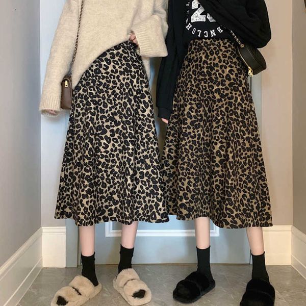 skirts vintage leopard mid-length autumn style high waist slim a- shaped full skirt swj7, Black
skirts vintage leopard mid-length autumn style high waist slim a- shaped full skirt swj7, Black