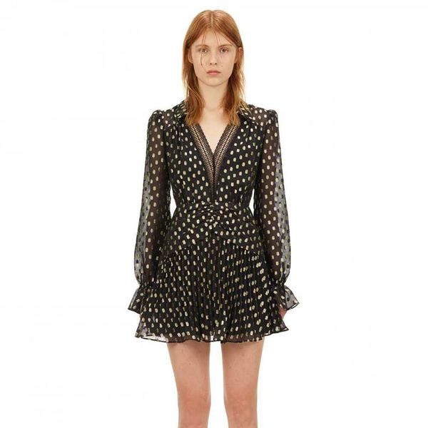 casual dresses fashion polka dot women v-neck embroidery ruffle patchwork long sleeve autumn elegant dress 2021 vestidos, Black;gray
casual dresses fashion polka dot women v-neck embroidery ruffle patchwork long sleeve autumn elegant dress 2021 vestidos, Black;gray