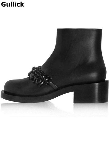 boots gullick selling women black leather fashion ankle crystal decoration outside shoes
boots gullick selling women black leather fashion ankle crystal decoration outside shoes