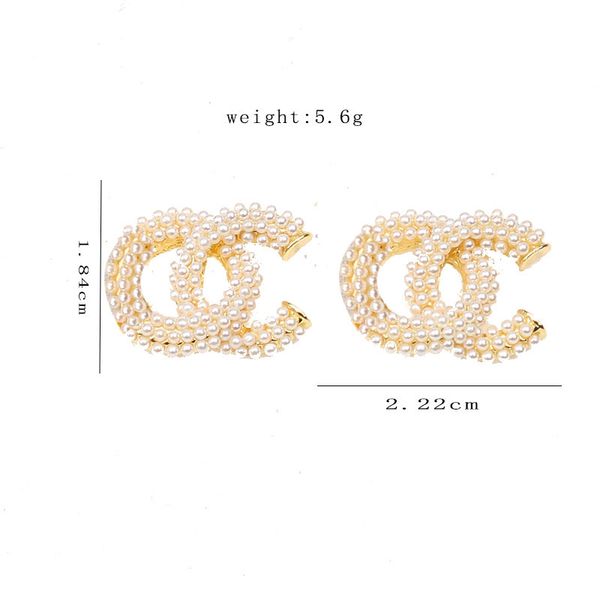 simple 18k gold plated luxury brand designers letters stud clip chain geometric famous women crystal rhinestone pearl earring wedding party, Golden;silver
simple 18k gold plated luxury brand designers letters stud clip chain geometric famous women crystal rhinestone pearl earring wedding party, Golden;silver