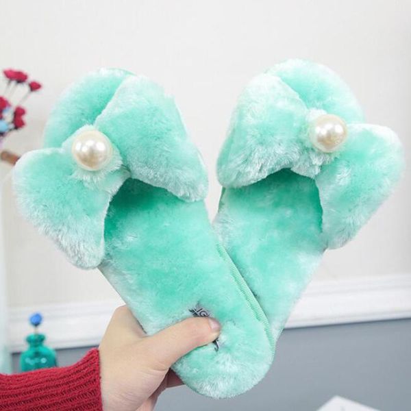 winter woman cotton slippers slip on faux fur warm shoes non-slip home bow pearl flats female house xx658, Black
winter woman cotton slippers slip on faux fur warm shoes non-slip home bow pearl flats female house xx658, Black