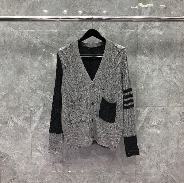 men's sweaters 2021 fashion brand men women slim o-neck patchwork cardigan clothing striped wool thick winter casual coat, White;black
men's sweaters 2021 fashion brand men women slim o-neck patchwork cardigan clothing striped wool thick winter casual coat, White;black