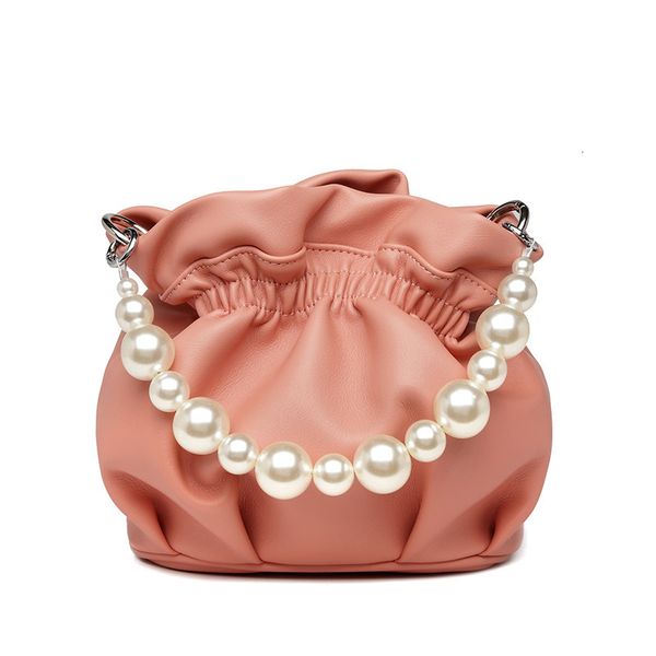 minority design pearl chain armpit fold cloud bag 2021 autumn and winter fashion high-grade messenger female
minority design pearl chain armpit fold cloud bag 2021 autumn and winter fashion high-grade messenger female