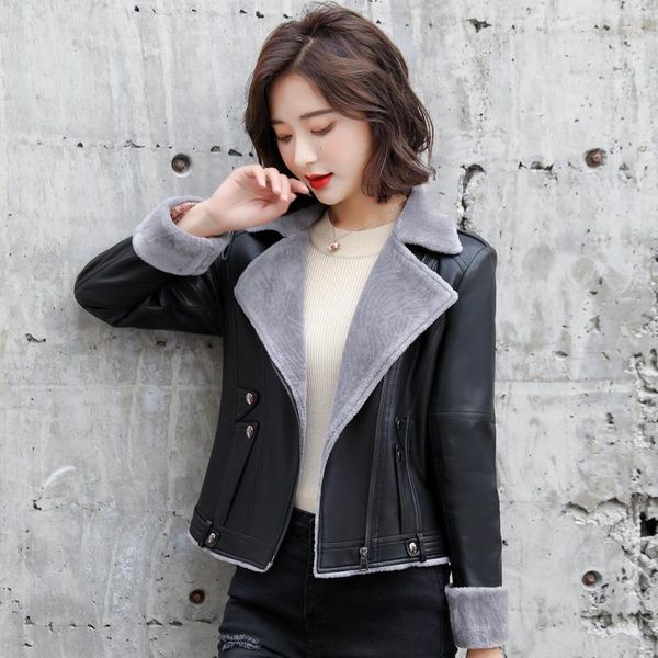 women's leather & faux oversize winter women jacket plus velvet warm female 2021 fashion turn collar office lady coat black khaki
women's leather & faux oversize winter women jacket plus velvet warm female 2021 fashion turn collar office lady coat black khaki