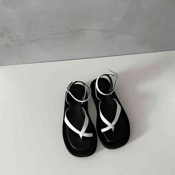 dress shoes 2021 roman word belt sandals women's summer sponge cake thick-soled increased casual flip flops 9vso, Black
dress shoes 2021 roman word belt sandals women's summer sponge cake thick-soled increased casual flip flops 9vso, Black