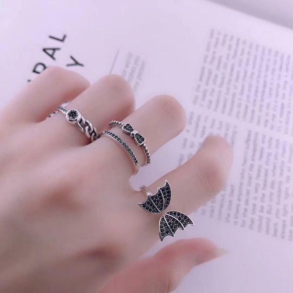 cluster rings east gate s925 sterling silver ring female temperament butterfly full diamond net red same index finger opening, Golden;silver
cluster rings east gate s925 sterling silver ring female temperament butterfly full diamond net red same index finger opening, Golden;silver
