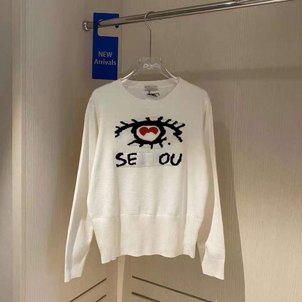 d family french minority high sense letter eye love embroidery pullover round neck sweater, White;black
d family french minority high sense letter eye love embroidery pullover round neck sweater, White;black