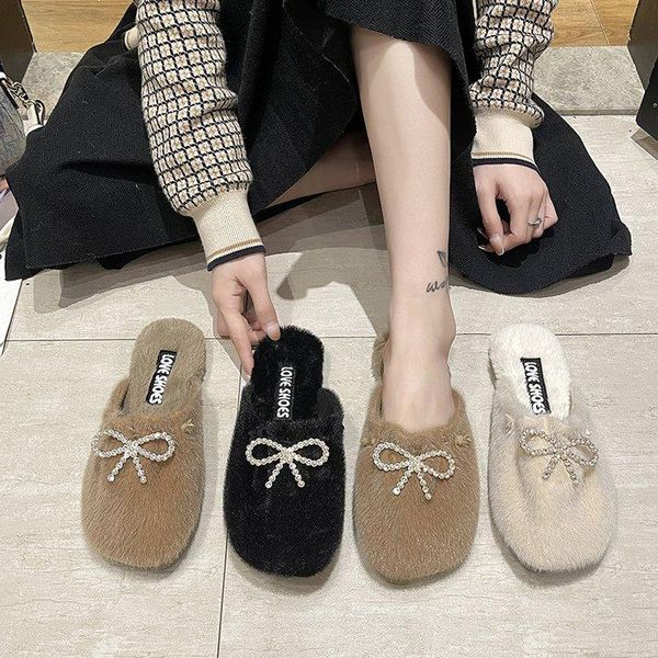 slippers 2021 women house warm winter crystal fur home shoes for casual plush comfortable, Black
slippers 2021 women house warm winter crystal fur home shoes for casual plush comfortable, Black