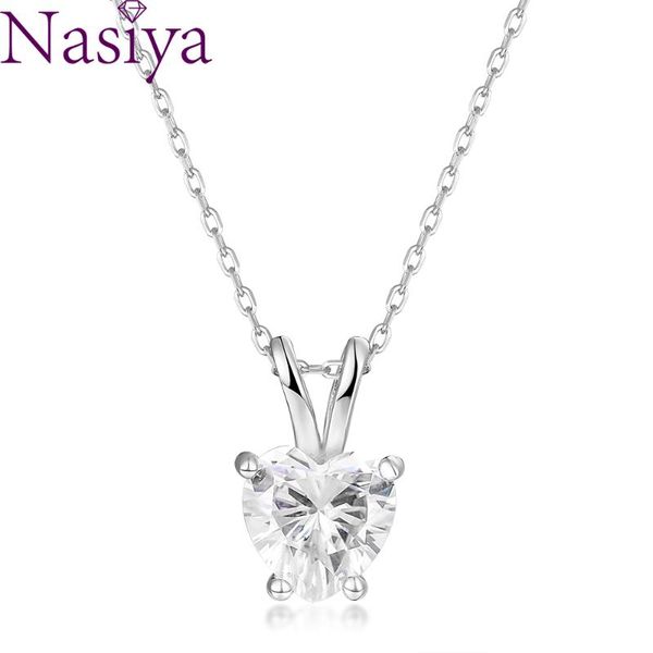 sterling silver necklace for women heart shape zircon moissanite simple gold wedding pendants jewelry gift chains
sterling silver necklace for women heart shape zircon moissanite simple gold wedding pendants jewelry gift chains