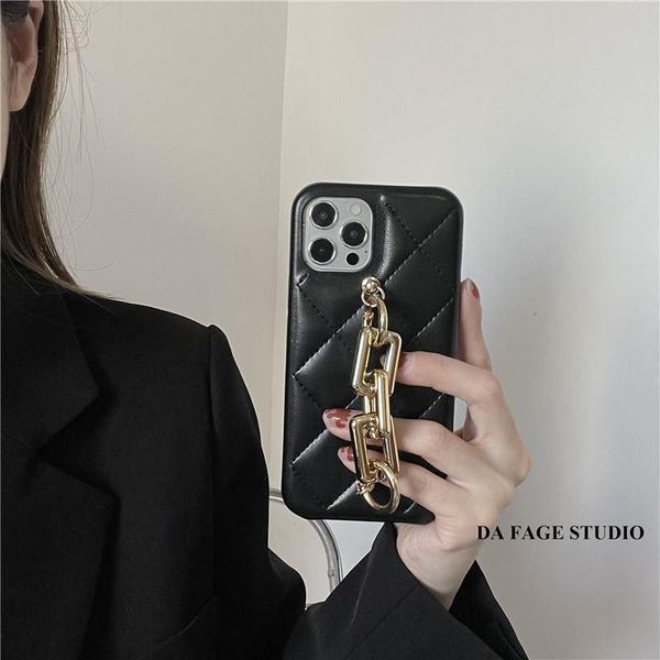 card holders retro diamond leather chain wristband suitable for x apple 12 mobile phone case 8p female 11promax temperament xsmax korea, Brown;gray
card holders retro diamond leather chain wristband suitable for x apple 12 mobile phone case 8p female 11promax temperament xsmax korea, Brown;gray