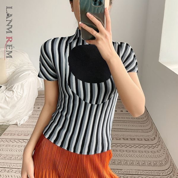 pleated t-shirt for women summer short sleeve turtleneck loose casual large size shirts female fashion 2d3603 210507, White
pleated t-shirt for women summer short sleeve turtleneck loose casual large size shirts female fashion 2d3603 210507, White