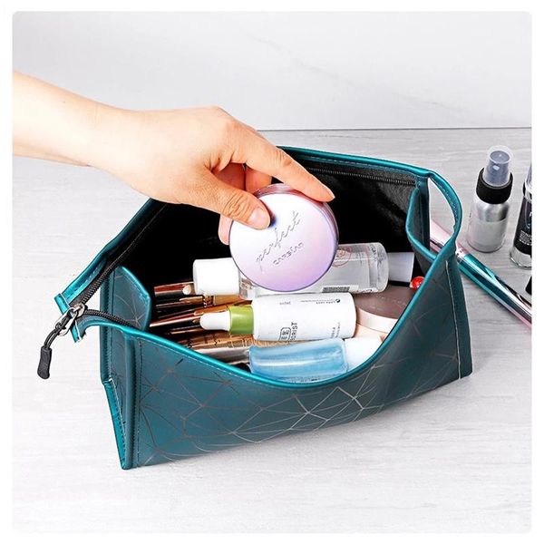 travel waterproof cosmetic bag women toiletries jewelry storage pouch portable makeup handbag home gadgets organize accessory bags
travel waterproof cosmetic bag women toiletries jewelry storage pouch portable makeup handbag home gadgets organize accessory bags