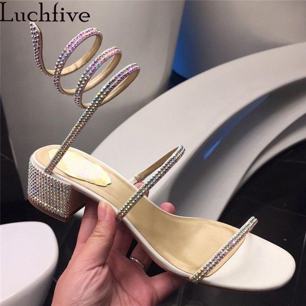 circle shaped diamond slippers one belt open toe summer slides chunky heels outwear crystal black women's shoes
circle shaped diamond slippers one belt open toe summer slides chunky heels outwear crystal black women's shoes