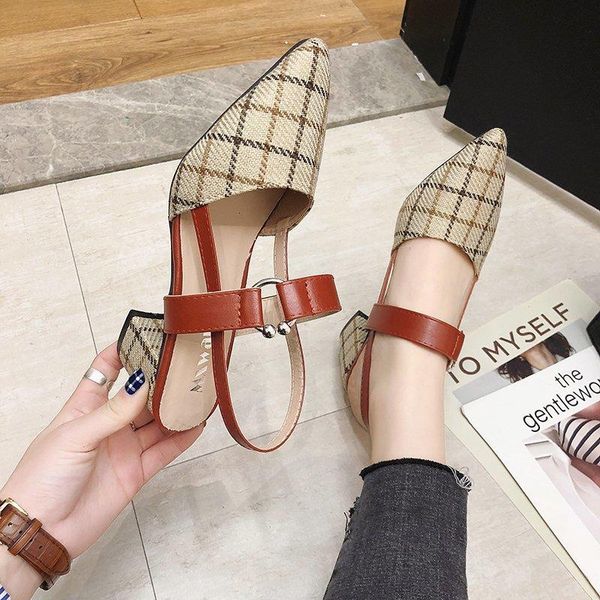 lady sandals 2021 commuter fashion high heel mueller point-toe chunky heels for ladies, Black
lady sandals 2021 commuter fashion high heel mueller point-toe chunky heels for ladies, Black