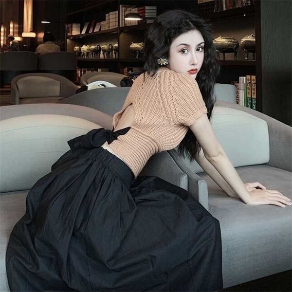 casual summer hollow out o neck short sleeve knitted sweater lace up black big swing skirts wild matching sets retro 211109, White
casual summer hollow out o neck short sleeve knitted sweater lace up black big swing skirts wild matching sets retro 211109, White