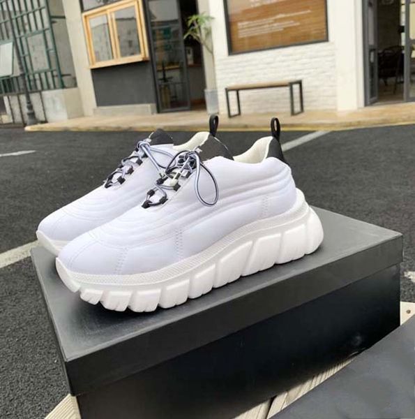 fashion women shoes sneakers high triple black white red pink beige lace up clearsole mens casual sneaker size 35-41 home011 08
fashion women shoes sneakers high triple black white red pink beige lace up clearsole mens casual sneaker size 35-41 home011 08