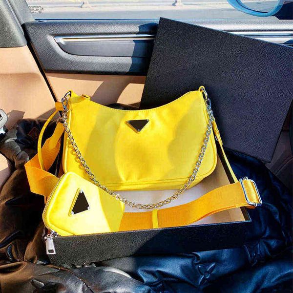 large-capacity handbags2021 new fashion women's three in one chain single shoulder messenger hobo nylon underarm bag zlyluxury storage
large-capacity handbags2021 new fashion women's three in one chain single shoulder messenger hobo nylon underarm bag zlyluxury storage