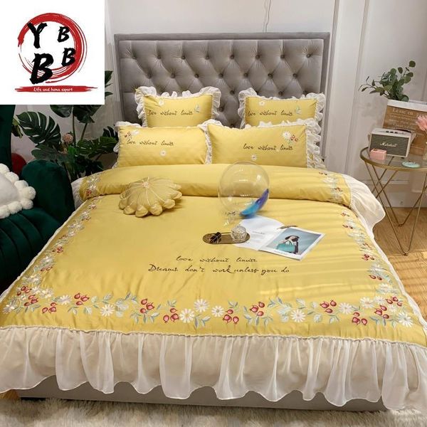 bedding sets egyptian cotton embroidery royal king wedding duvet cover bed sheet pillowcases 4pcs lace luxury bedclothes
bedding sets egyptian cotton embroidery royal king wedding duvet cover bed sheet pillowcases 4pcs lace luxury bedclothes