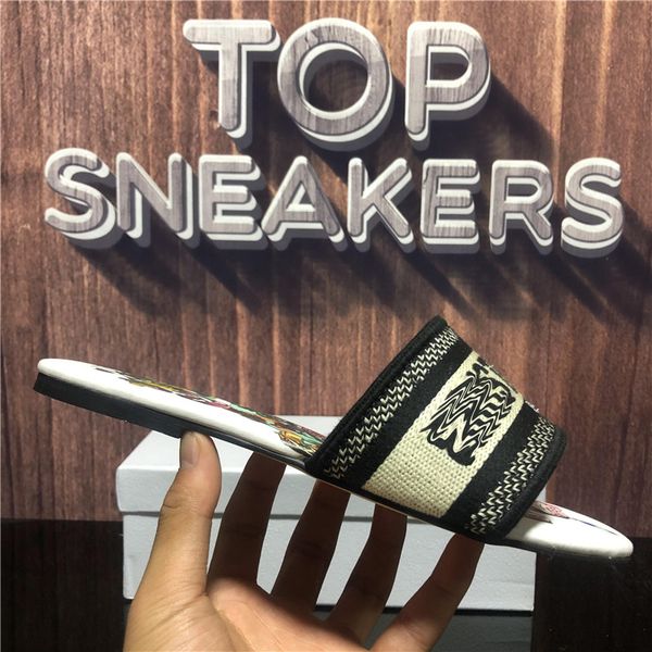 quality men's women's rubber designer slipper sandals shoes slide summer beach outdoor cool slippers fashion slides wide flat flip, Black
quality men's women's rubber designer slipper sandals shoes slide summer beach outdoor cool slippers fashion slides wide flat flip, Black