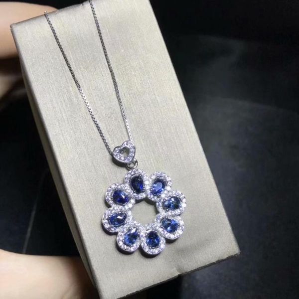 lockets natural sapphire necklace pendant 3 * 4mm 925 sterling silver inlaid fashion style 100 to give girlfriend lover birthday gift
lockets natural sapphire necklace pendant 3 * 4mm 925 sterling silver inlaid fashion style 100 to give girlfriend lover birthday gift