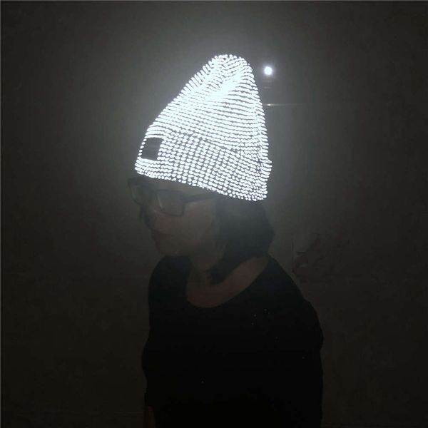 reflecting 2021 beanie hat women skullies restore winter cap mode female hood warm caps brand used hats for men gorro, Blue;gray
reflecting 2021 beanie hat women skullies restore winter cap mode female hood warm caps brand used hats for men gorro, Blue;gray