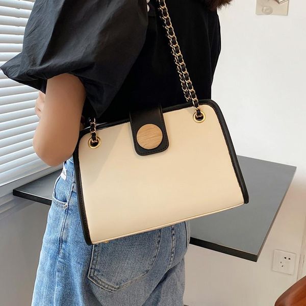 evening bags chain shoulder for women 2021 trend pu leather messenger handbag with handle black lady crossbody bag
evening bags chain shoulder for women 2021 trend pu leather messenger handbag with handle black lady crossbody bag