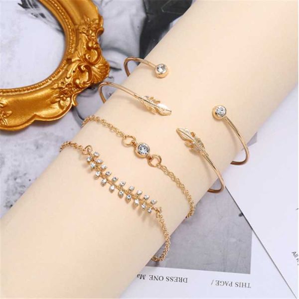 link, chain 4pcs temperament female fishbone fashion women jewellery set /set adjustable open bracelets bangle cuff charm, Black
link, chain 4pcs temperament female fishbone fashion women jewellery set /set adjustable open bracelets bangle cuff charm, Black