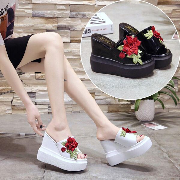 slippers summer fashion outside wear thick platform slope with white fish mouth sandals, Black
slippers summer fashion outside wear thick platform slope with white fish mouth sandals, Black