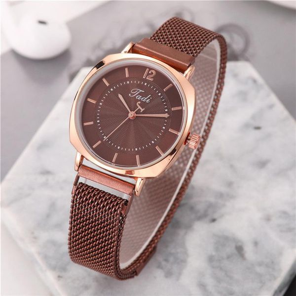 wristwatches retro wheel bar set 12 scale square large dial simple fashion high grade milan magnet button watch female, Slivery;brown
wristwatches retro wheel bar set 12 scale square large dial simple fashion high grade milan magnet button watch female, Slivery;brown
