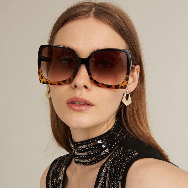 sunglasses fashion oversized women brand designer plastic female big frame gradient sun glasses uv400 gafas de sol mujer, White;black
sunglasses fashion oversized women brand designer plastic female big frame gradient sun glasses uv400 gafas de sol mujer, White;black