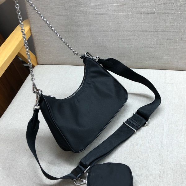 bags women new style ladies nylon cloth wallet retro three-in-one underarm bag middle ancient shoulder messenger 01, Red;black
bags women new style ladies nylon cloth wallet retro three-in-one underarm bag middle ancient shoulder messenger 01, Red;black