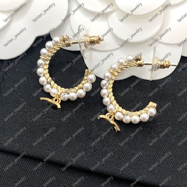 pearl ring letter pendant stud classic logo designer earrings 925 silver with box l0-c12, Golden;silver
pearl ring letter pendant stud classic logo designer earrings 925 silver with box l0-c12, Golden;silver