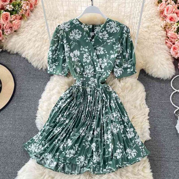 casual dresses retro elegant holiday v-neck floral print mini dress summer waist beading slim puff sleeve short sleeves ujlw, Black;gray
casual dresses retro elegant holiday v-neck floral print mini dress summer waist beading slim puff sleeve short sleeves ujlw, Black;gray