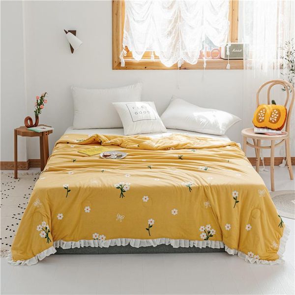 comforters & sets 1pcs summer knitting cotton printing quilt thin air conditioner bed for adults machine washed bedspread queen size
comforters & sets 1pcs summer knitting cotton printing quilt thin air conditioner bed for adults machine washed bedspread queen size