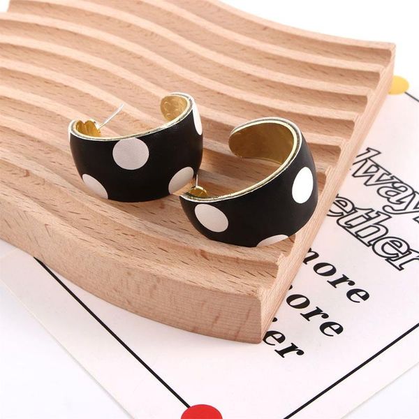 hoop & huggie c-shaped black white polka dot minimalism round korean style earrings alloy cortex women ear studs, Golden;silver
hoop & huggie c-shaped black white polka dot minimalism round korean style earrings alloy cortex women ear studs, Golden;silver