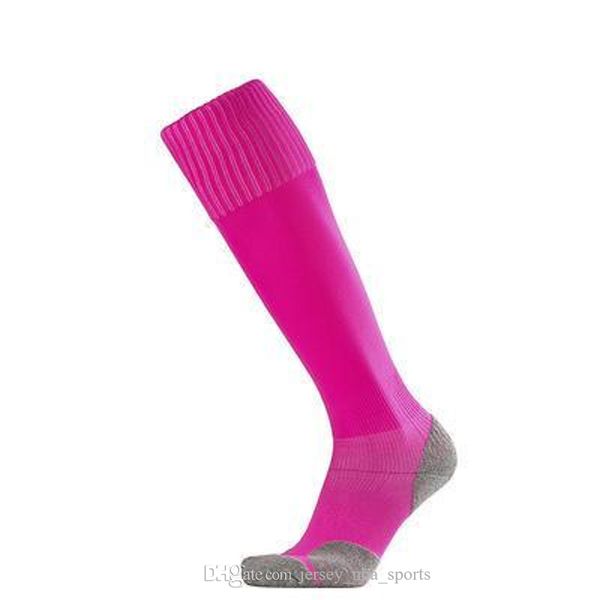 21 2020 soccer long socks cotton men football stocking over knee high sock male outdoor sport socks 40-46 wholesale and retail, Black
21 2020 soccer long socks cotton men football stocking over knee high sock male outdoor sport socks 40-46 wholesale and retail, Black