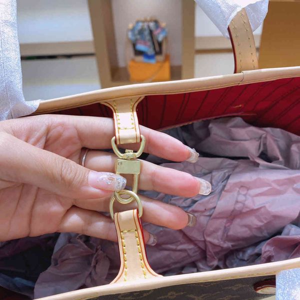 classic large capacity handbags big brand ladies designer shoulder messenger bag handbag two-piece wallet
classic large capacity handbags big brand ladies designer shoulder messenger bag handbag two-piece wallet