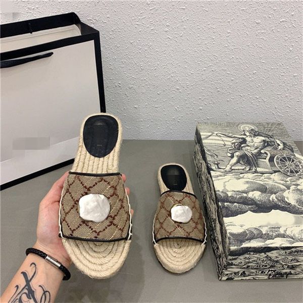 2021 latest s37 thick bottom classic fashion leather women slippers hemp rope weaving sandals size 35-40 heel 2cm zlh, Black
2021 latest s37 thick bottom classic fashion leather women slippers hemp rope weaving sandals size 35-40 heel 2cm zlh, Black