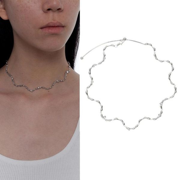 pendant necklaces copper micro-inlaid zircon irregular wave pattern short necklace female ins tide adjustable collar choker clavicle chain, Silver
pendant necklaces copper micro-inlaid zircon irregular wave pattern short necklace female ins tide adjustable collar choker clavicle chain, Silver