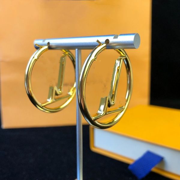 2021 fashion gold hoop earrings for lady women party earring new wedding lovers gift engagement jewelry for bride, Golden;silver
2021 fashion gold hoop earrings for lady women party earring new wedding lovers gift engagement jewelry for bride, Golden;silver
