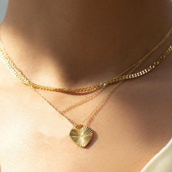 chokers vintage love necklace titanium steel gold plated clavicle chain simple jewelry for women girl exquisite shape, Golden;silver
chokers vintage love necklace titanium steel gold plated clavicle chain simple jewelry for women girl exquisite shape, Golden;silver