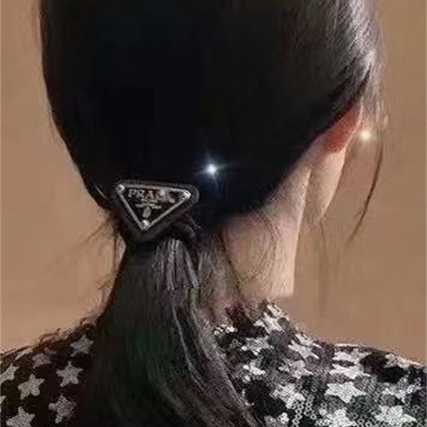 chinese style inverted triangular standard hairpin same style tie hair rubber band headrope hair ornament female, Black
chinese style inverted triangular standard hairpin same style tie hair rubber band headrope hair ornament female, Black