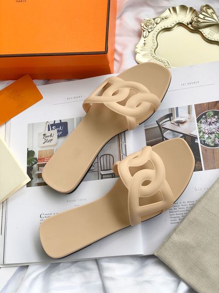 outdoor feminine leather slippers instagram hipster pignose chain flat sandals fashion beach vacation summer, Black
outdoor feminine leather slippers instagram hipster pignose chain flat sandals fashion beach vacation summer, Black
