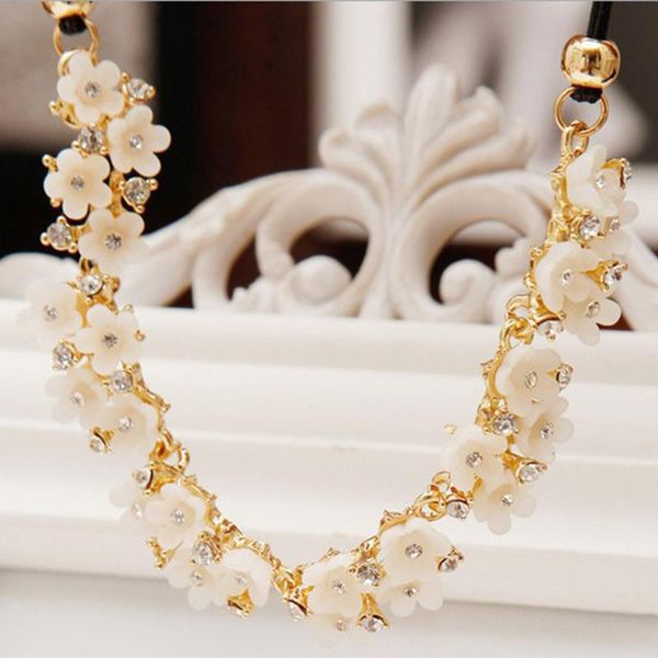 pendants 2021 fashion star choker necklace women jewelry chocker gold silver flower on with zircon vp584, Black
pendants 2021 fashion star choker necklace women jewelry chocker gold silver flower on with zircon vp584, Black