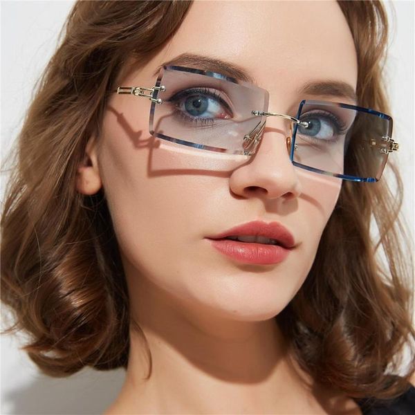 sunglasses 2021 brand design fashionable small frameless square men's and women's ocean gradient metal bending uv400, White;black
sunglasses 2021 brand design fashionable small frameless square men's and women's ocean gradient metal bending uv400, White;black