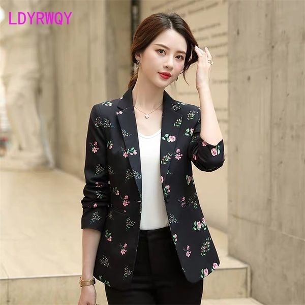 autumn korean version of the slim fashion small man retro british style suit single piece jacket female 211122, White;black
autumn korean version of the slim fashion small man retro british style suit single piece jacket female 211122, White;black